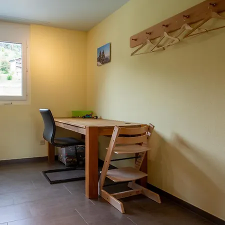 Bellevue Rey Apartman Fiesch